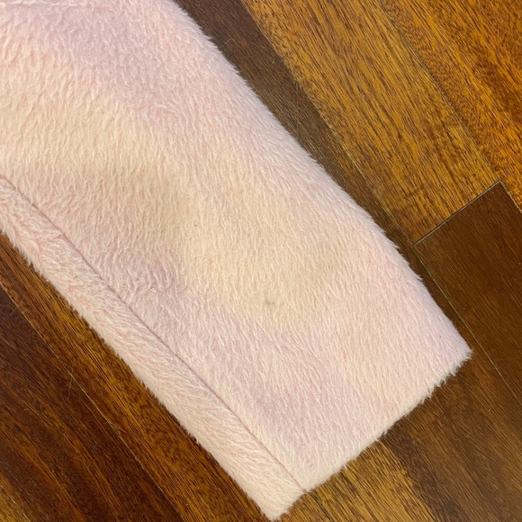 Beautiful blush pink fur coat. - Picture 4 of 4